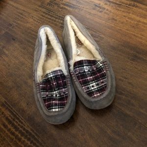 Ugg slippers